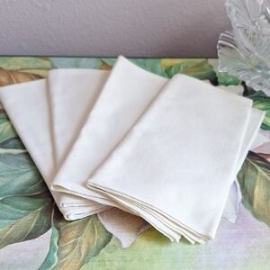 Elegant White Cloth Napkins